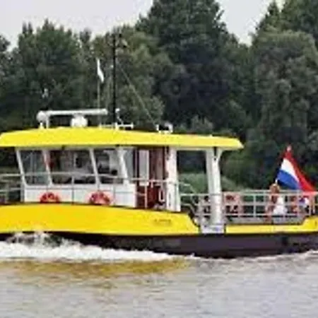 Cosy & Natural *fireplace*garden*2 Bikes Feriehus